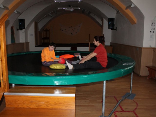 trampolining 15